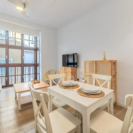 Dona Elvira Carreteria Appartement *