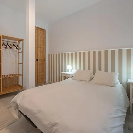 Dona Elvira Carreteria Appartement *