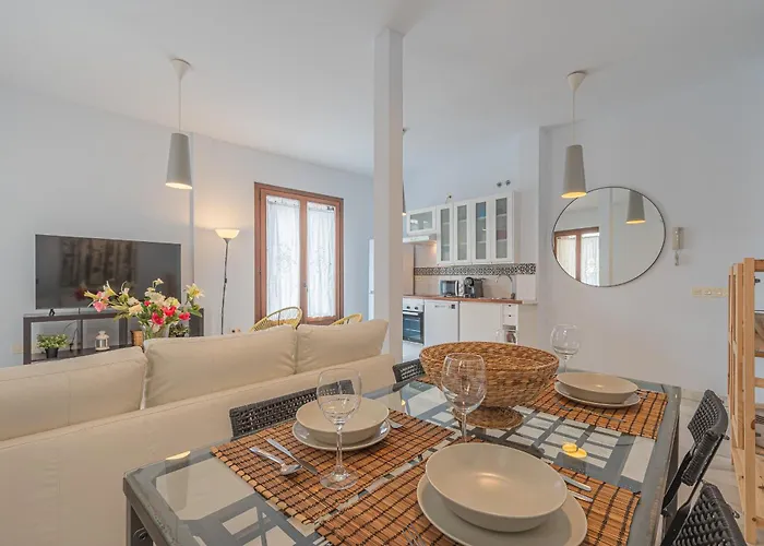 Dona Elvira Carreteria Appartement *