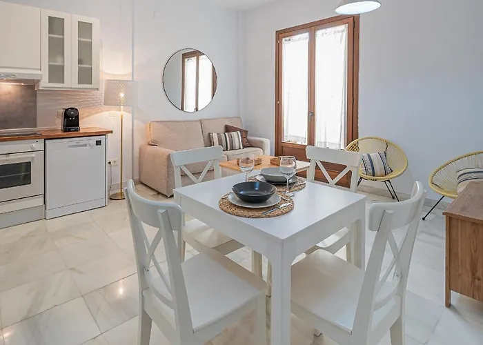 Dona Elvira Carreteria Appartement *